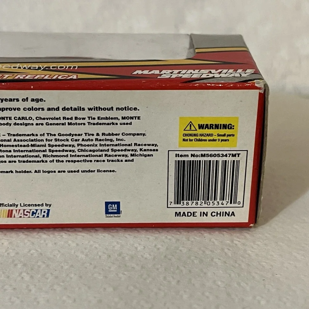 2005 ADVANCE AUTO PARTS 500 Die Cast 1:64 PROGRAM Car MARTINSVILLE SPEEDWAY
